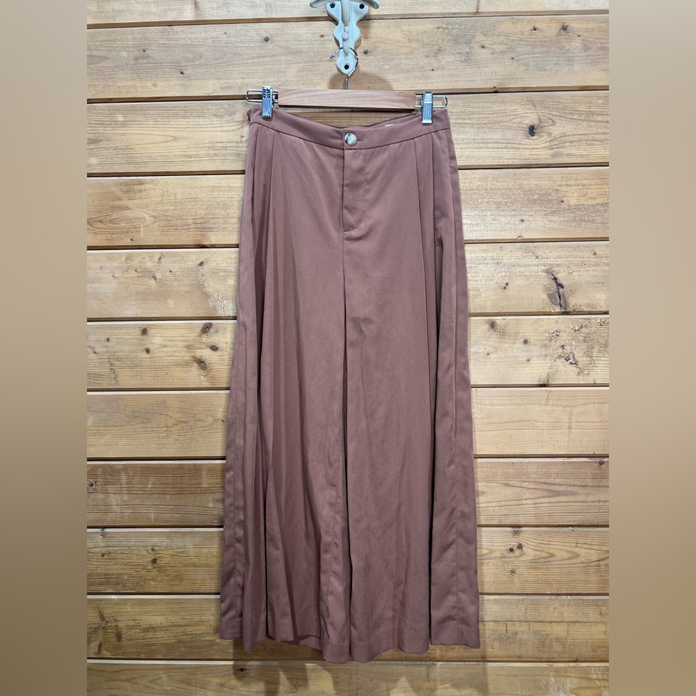 Vince Pleated High-Waist Culottes Trousers Pants • Vintage Rose • Size 00